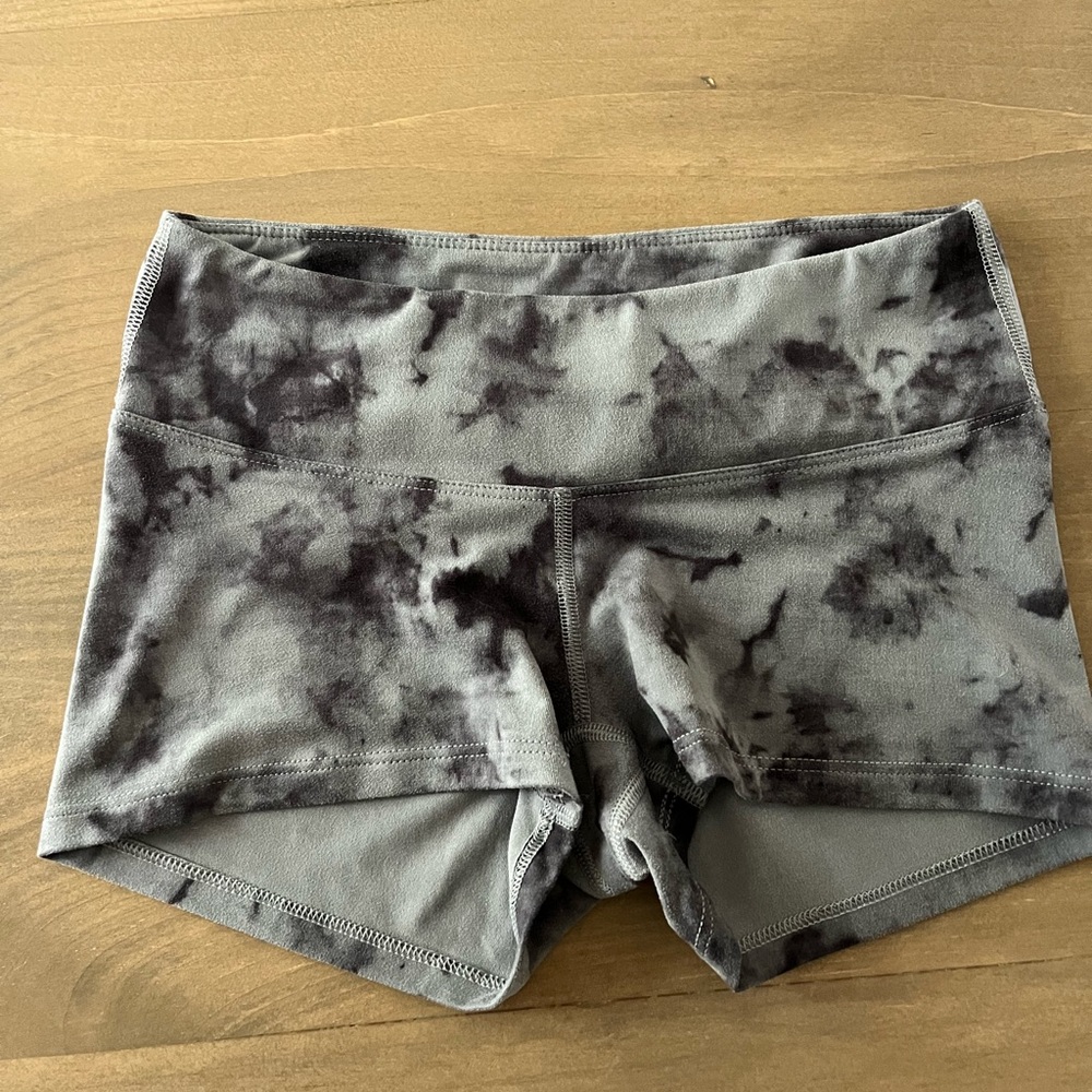 Nobull Low-Rise 2” Shorts